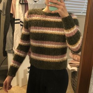 Cropped sweater